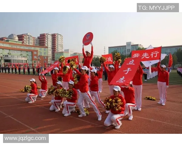 魅力四射的足球明星海报展示他们的风采与激情